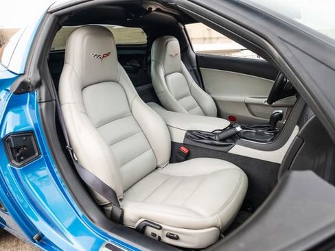 Used 2011 Chevrolet Corvette Grand Sport w/ Preferred Equipment Group image 72