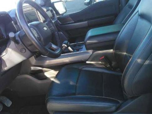 Used 2024 Ford F150 Lariat image 3