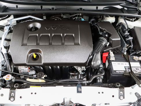 Used 2019 Toyota Corolla LE image 28