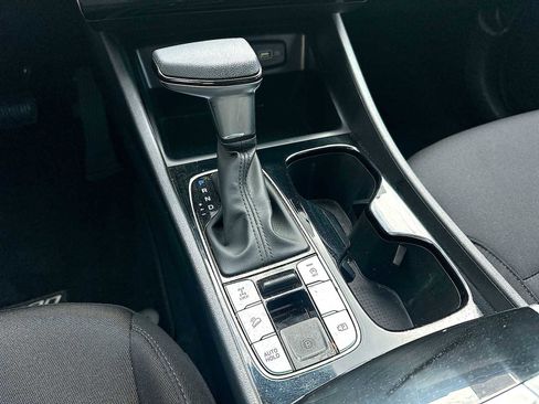 Used 2024 Hyundai Tucson SE image 10