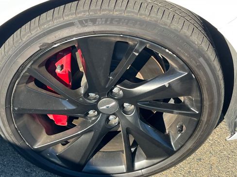 Used 2023 Genesis G70 3.3T w/ Sport Prestige Package image 12