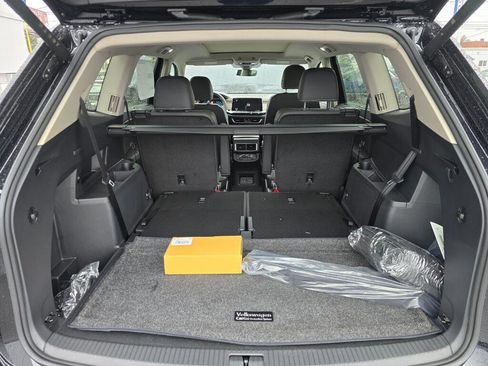 New 2026 Volkswagen Atlas SEL image 15