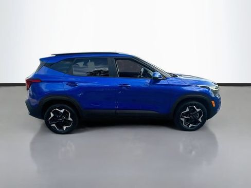 Used 2025 Kia Seltos S AWD/4WD image 5