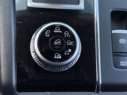 Used 2024 Mitsubishi Outlander SE image 21