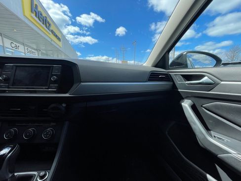 Used 2024 Volkswagen Jetta S image 30