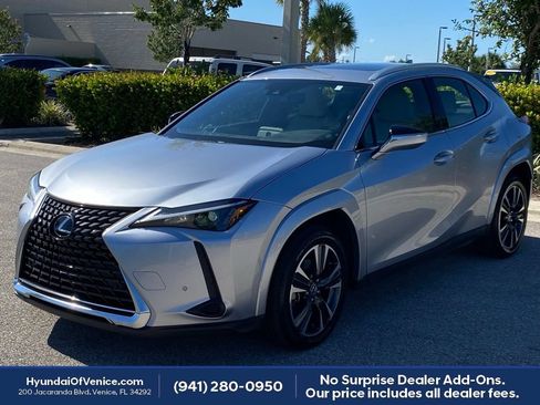 Used 2023 Lexus UX 250h FWD w/ Accessory Package (Z2) image 10