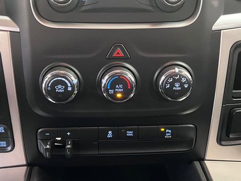 Used 2019 RAM 1500 Classic Warlock image 22