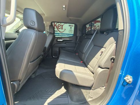 Used 2024 Chevrolet Silverado 1500 LT Trail Boss w/ LT Trail Boss Premium Package AWD/4WD image 35