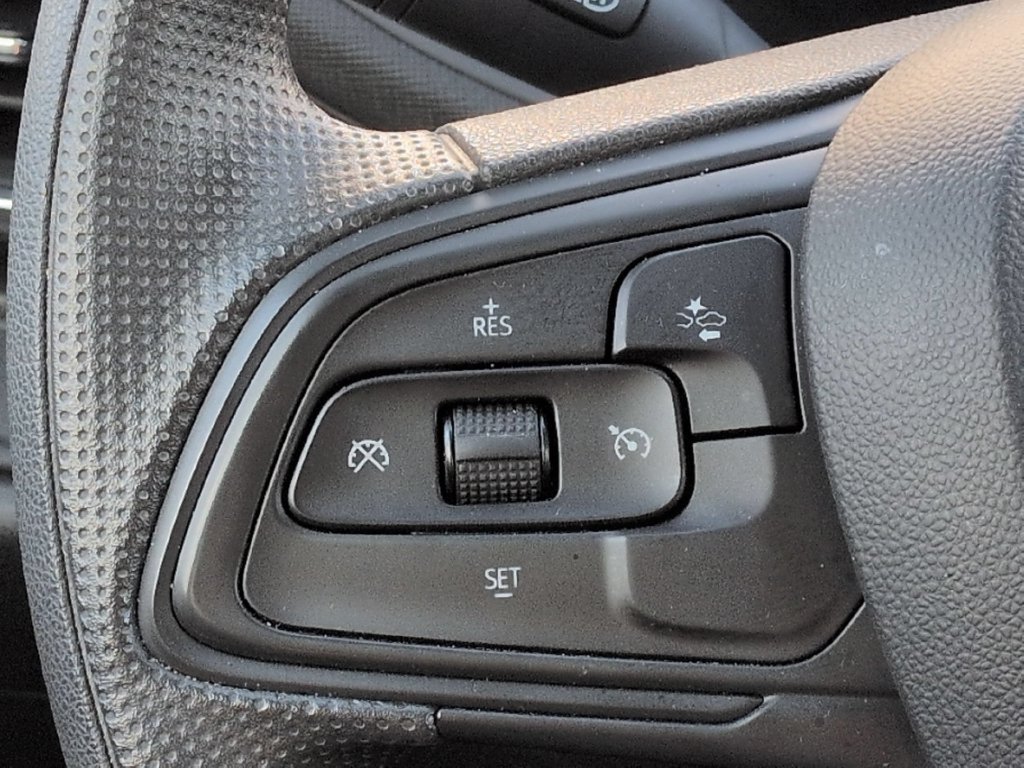 Used 2026 Buick Envista Preferred FWD image 20