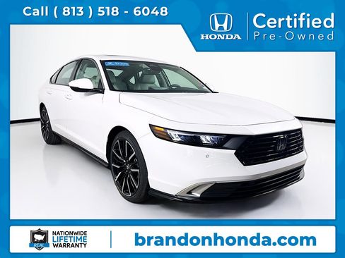 Used 2025 Honda Accord Touring image 1