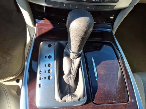 Used 2016 INFINITI Q70 3.7 image 31