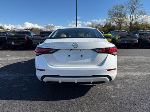 New 2025 Nissan Sentra SV w/ SV Premium Package image 6