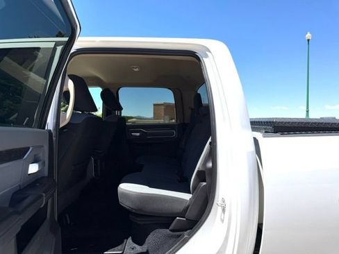 Used 2020 RAM 2500 Big Horn w/ Level 1 Equipment Group AWD/4WD image 18