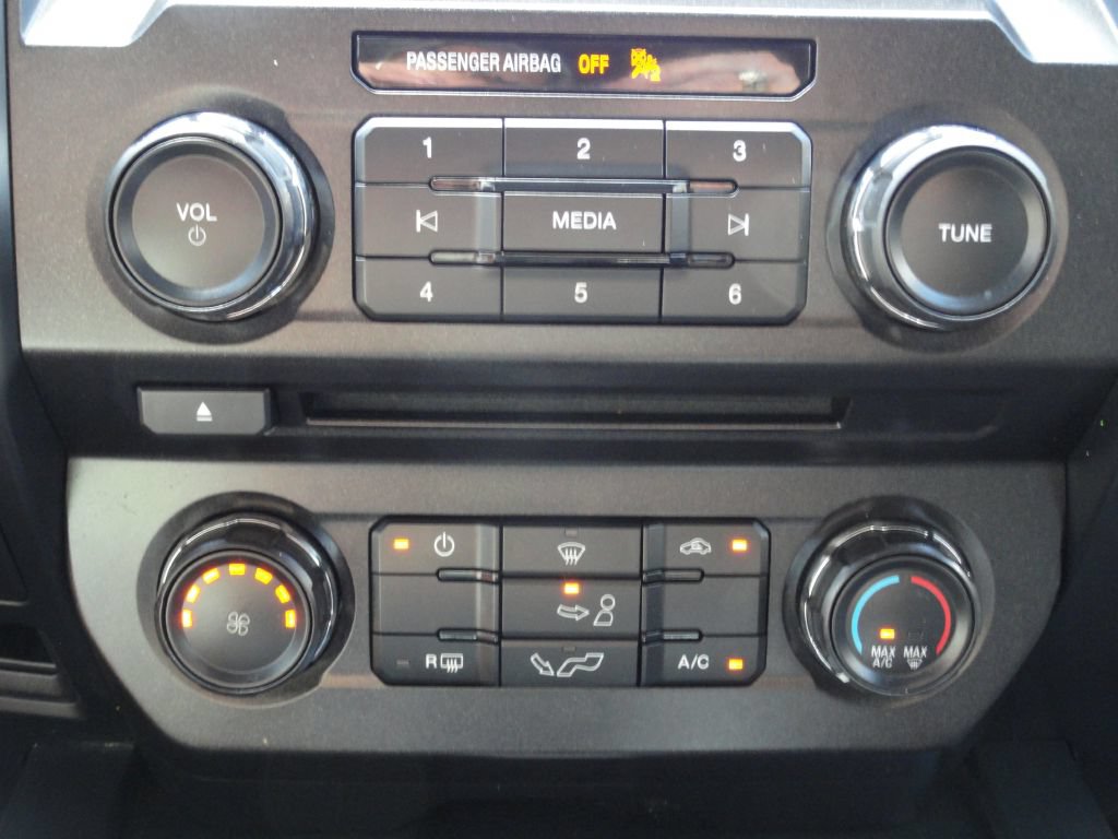 Used 2018 Ford F150 4x4 SuperCrew image 17