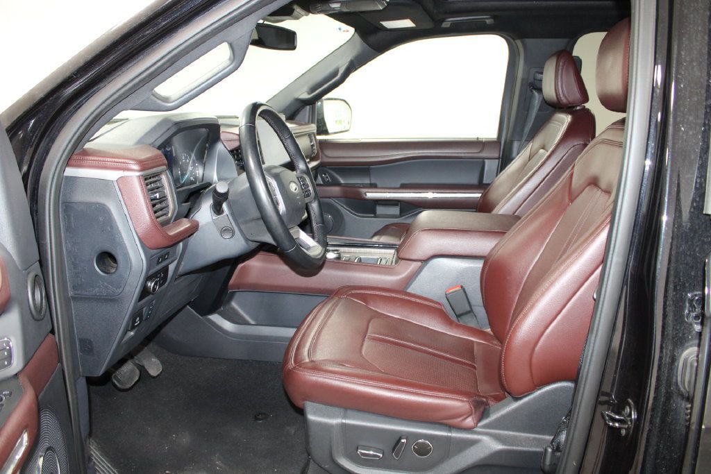 Used 2024 Ford Expedition Max Limited RWD image 18