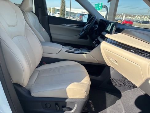 Used 2025 INFINITI QX60 Luxe w/ Lighting Package (N94) image 14