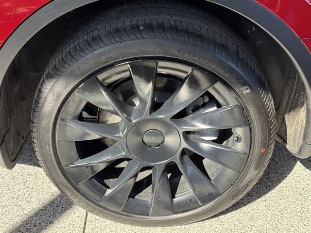 Used 2023 Tesla Model Y Long Range AWD/4WD image 8