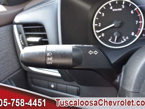 Used 2023 Nissan Rogue SV AWD/4WD image 28