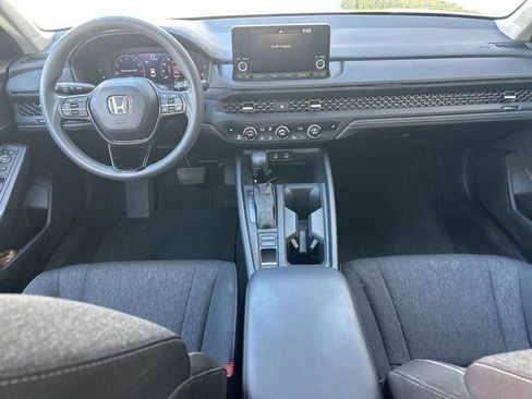Used 2023 Honda Accord EX image 10