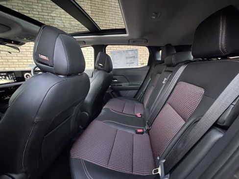 New 2026 Nissan Kicks SR w/ SR Premium Package image 14