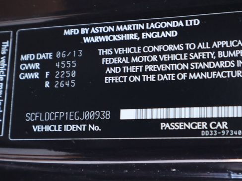 Used 2014 Aston Martin Vanquish Coupe image 28