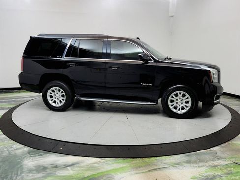 Used 2020 GMC Yukon SLE RWD image 4