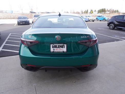 New 2025 Alfa Romeo Giulia AWD w/ Veloce Package AWD image 7