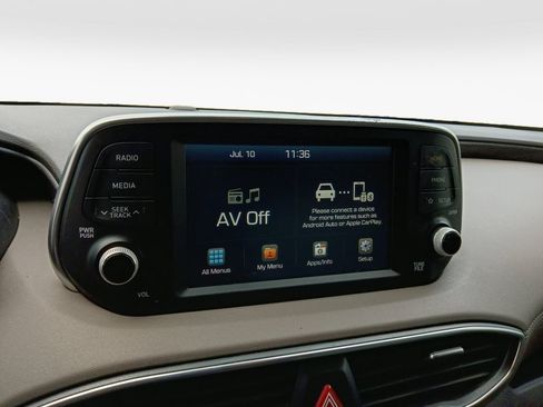 Used 2020 Hyundai Santa Fe SE FWD image 21