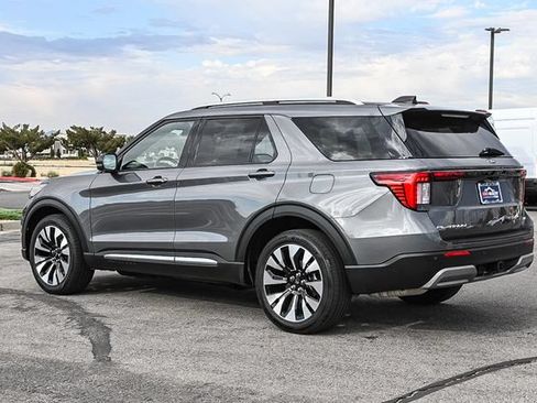Certified 2025 Ford Explorer Platinum w/ LUX Leather Package AWD/4WD image 6