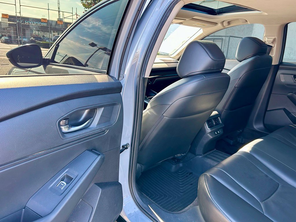 Used 2024 Honda Accord EX-L image 11