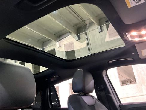 Used 2021 Mercedes-Benz GLA 250 4MATIC image 14