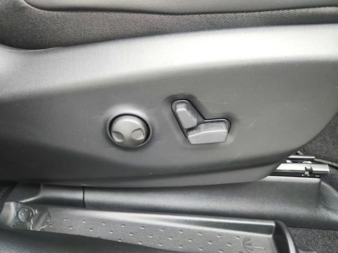 New 2026 Chrysler Pacifica Limited w/ S Appearance Package FWD image 33