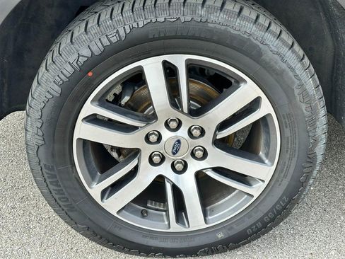 Used 2024 Ford Expedition Max Limited image 6