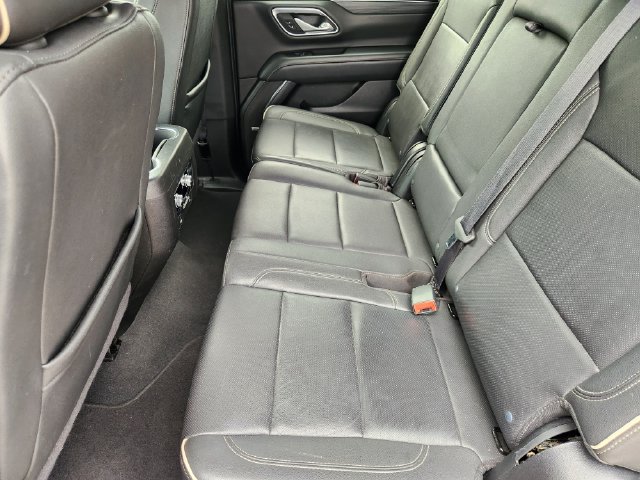 Used 2024 GMC Yukon SLT AWD/4WD image 30