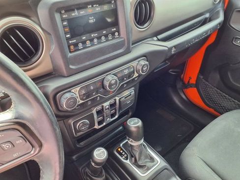 Used 2020 Jeep Wrangler Unlimited Sport w/ Technology Group AWD/4WD image 8