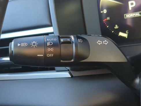 New 2026 Mitsubishi Outlander SEL FWD image 32