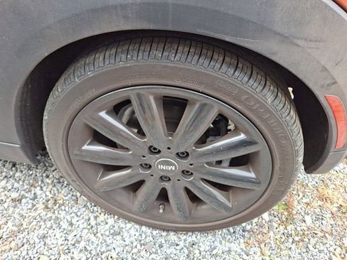 Used 2019 MINI Cooper S w/ Premium Package image 5