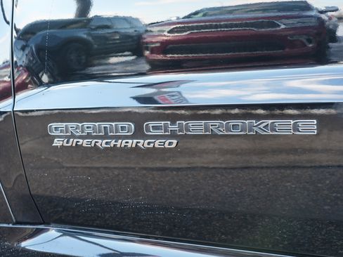 Used 2018 Jeep Grand Cherokee Trackhawk image 12