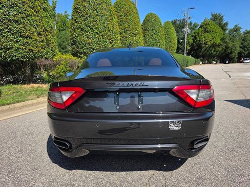 Used 2016 Maserati GranTurismo Sport RWD image 8