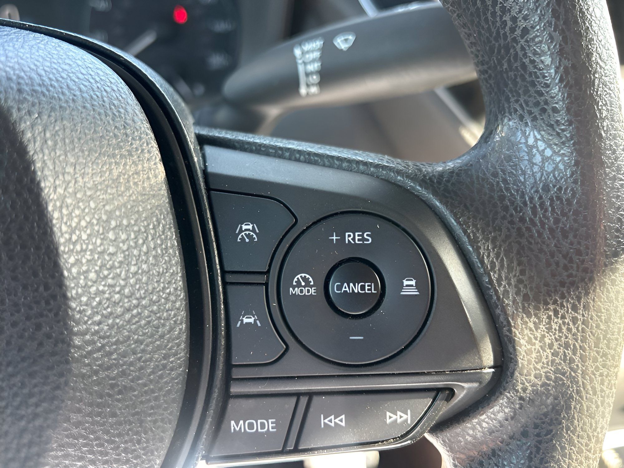 Used 2024 Toyota Corolla LE FWD image 24