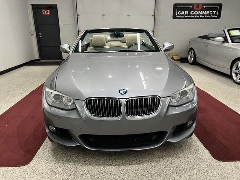 Used 2013 BMW 335i Convertible image 8
