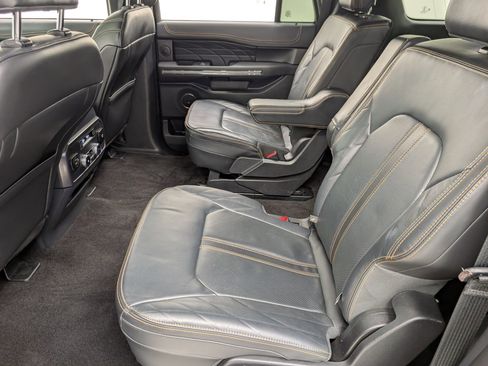 Used 2022 Ford Expedition Max Platinum image 15