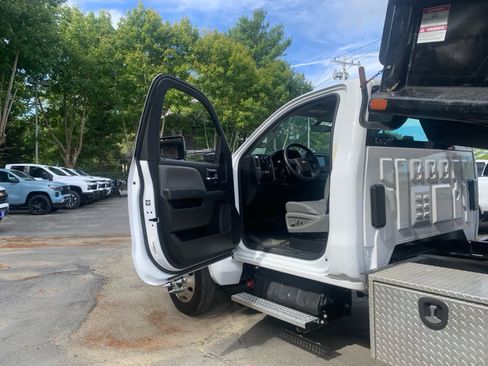 Used 2023 Ford F150 image 11