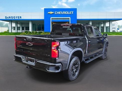 New 2026 Chevrolet Silverado 1500 ZR2 w/ Dark Appearance Package AWD/4WD image 8
