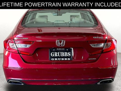 Used 2018 Honda Accord Touring image 5