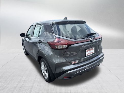 New 2025 Nissan Kicks Play S image 5