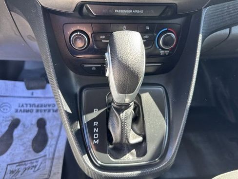 Used 2020 Ford Transit Connect XL image 16