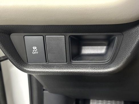 New 2026 Honda HR-V LX image 21