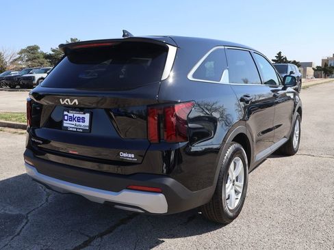 New 2026 Kia Sorento LX FWD image 7