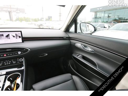 Used 2026 Genesis GV70 2.5T AWD/4WD image 13